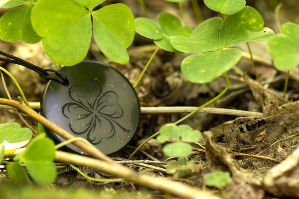 shungite Clover engraved