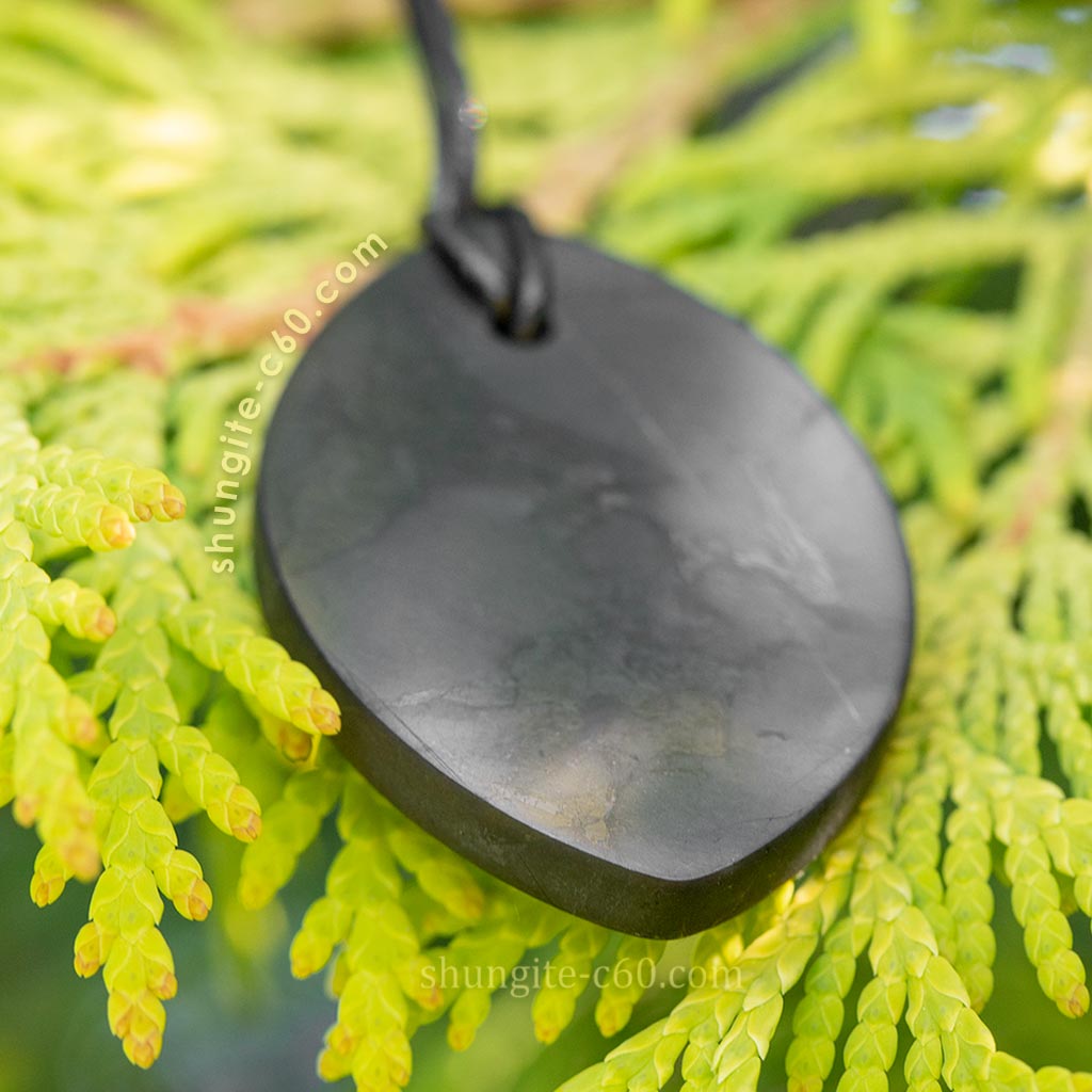 mineral necklace Leaf of stone