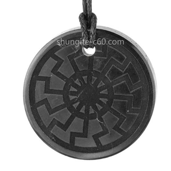 shungite-engraved-amulet-Schwarze-Sonne