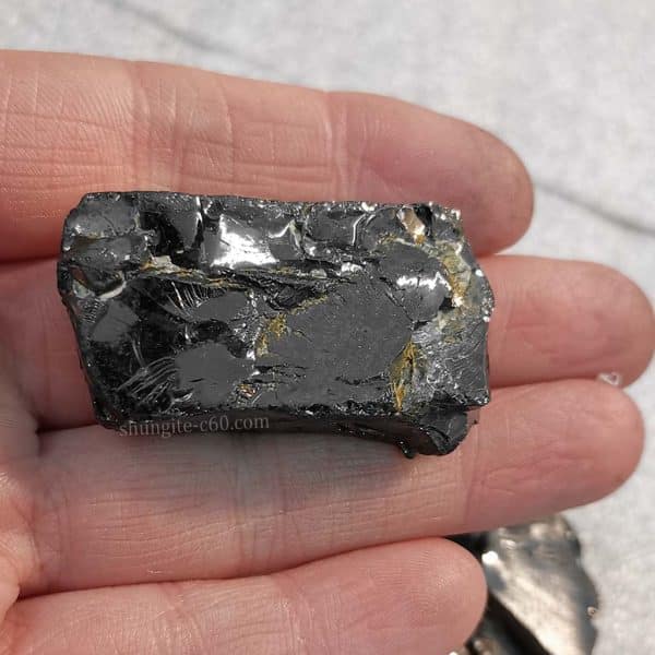 1 piece of shungite stone