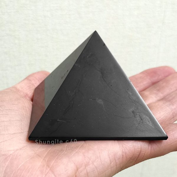 shungite pyramid 7 cm