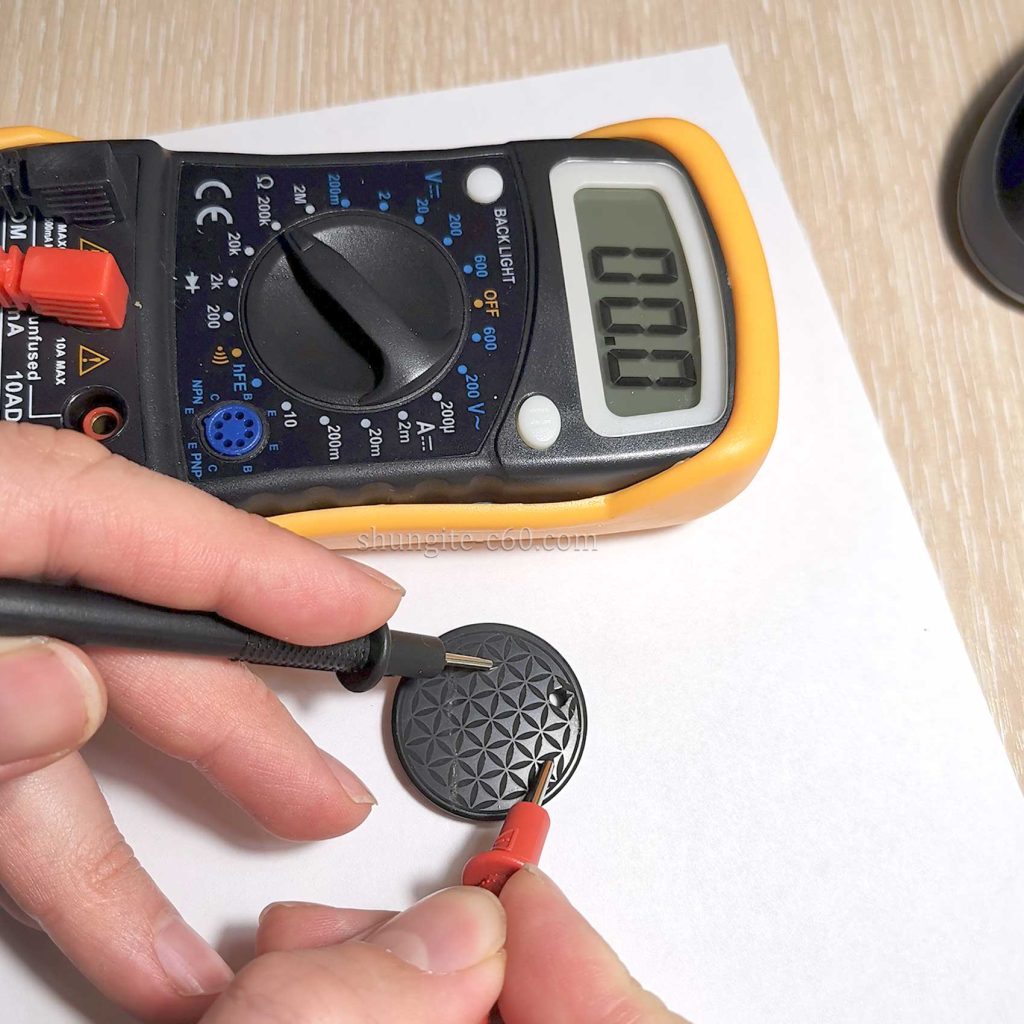 electrical resistivity of shungite engraved pendant